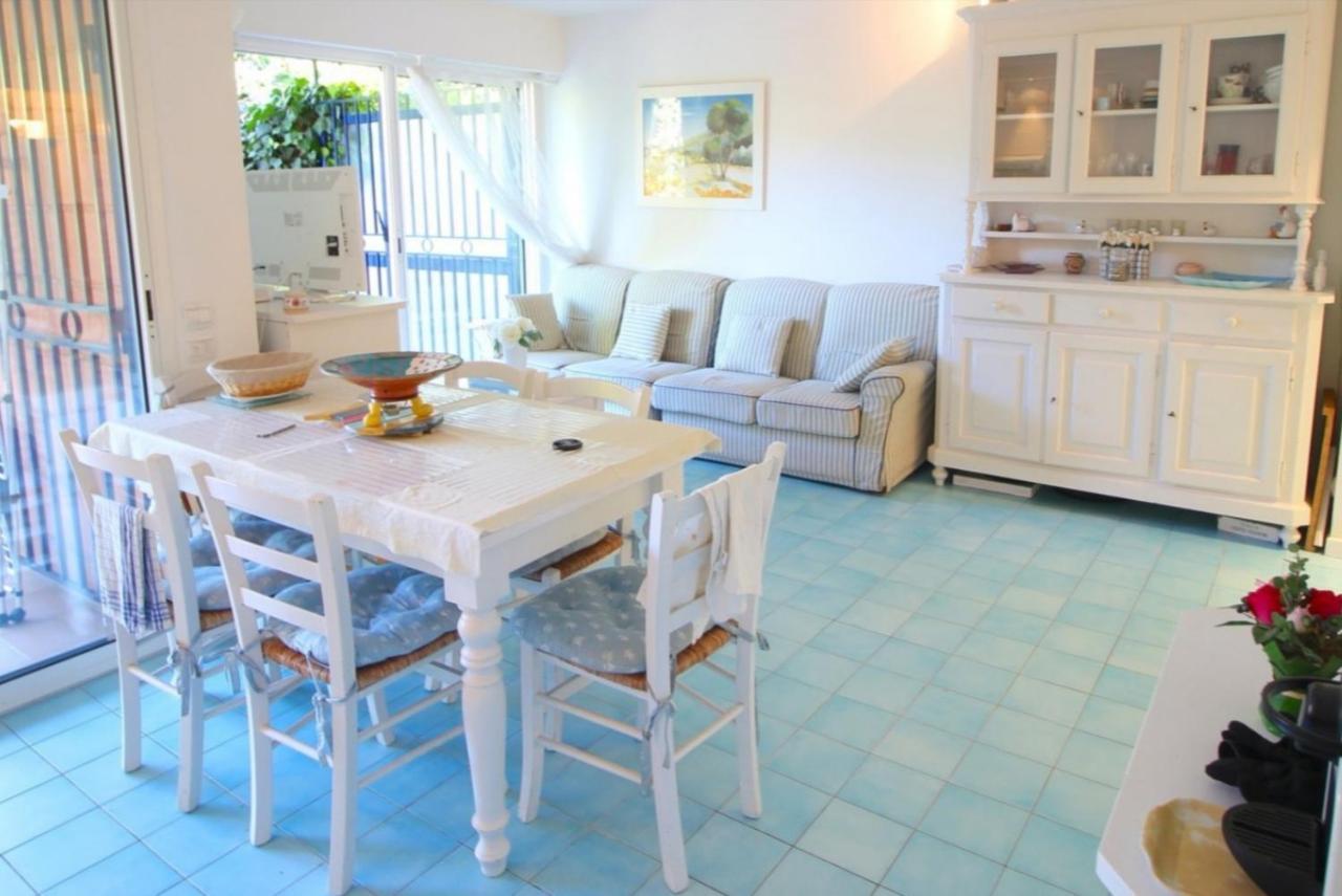 Plage La Salis 3 Chambres, Jardin - 3 Bedrooms Антиб Екстериор снимка
